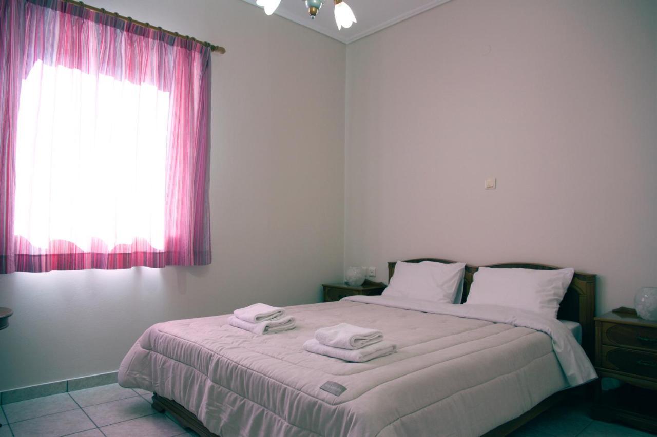 Modern Apartment In 卡拉马塔 外观 照片